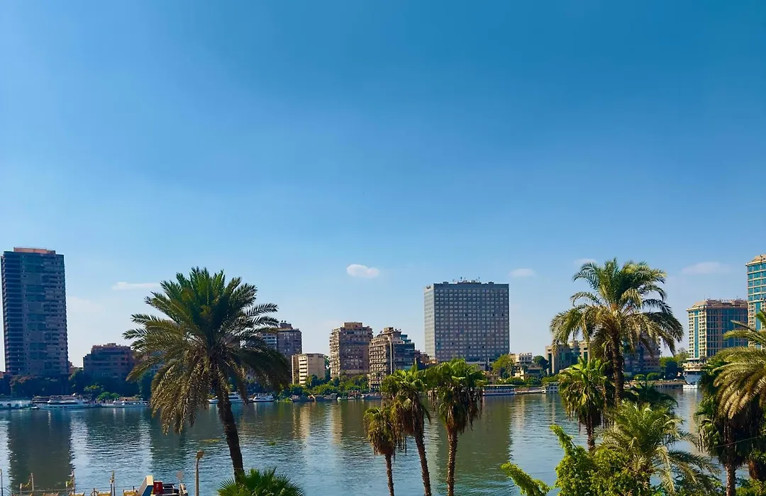 Roomes Nile View Maniel-1
